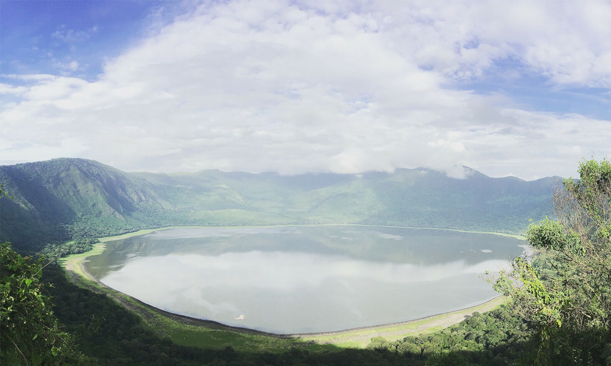 Ngoro-ngoro-crater5-view